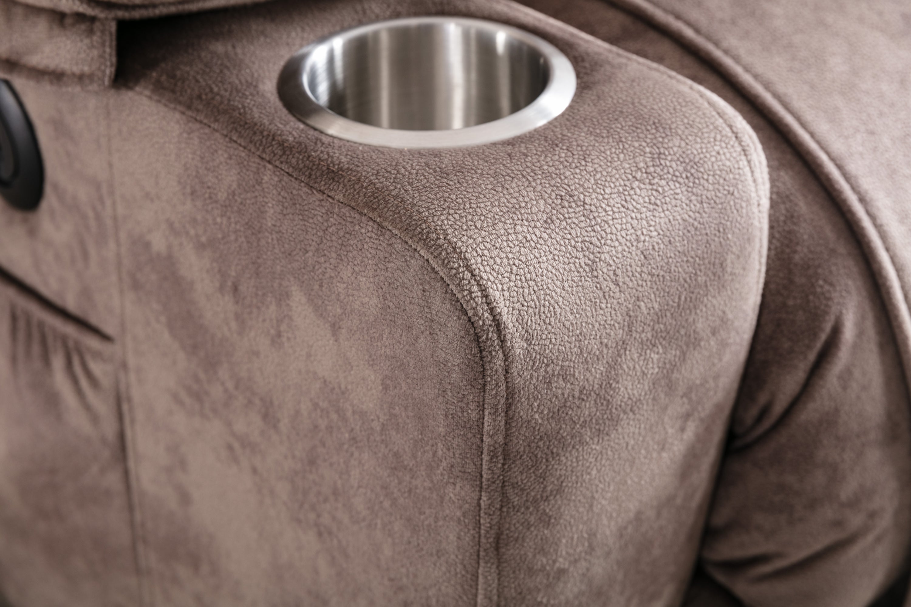 Power Lift Recliner Chair with Washable Cover, cupholder close up